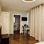 Ai Poeti Maison d'hôtes Brescia